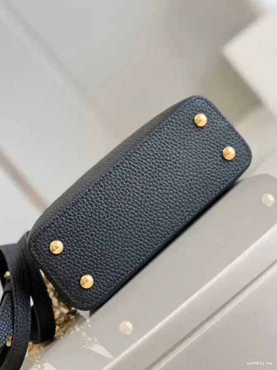 WIS MINI LOUIS VUITTON CAPUCINES 0529